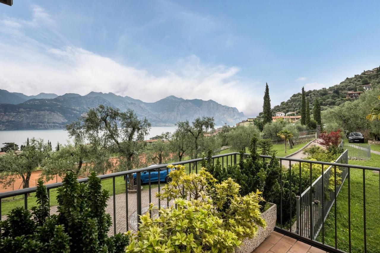 Casa Carlotta Apartment มัลเชซิเน ภายนอก รูปภาพ